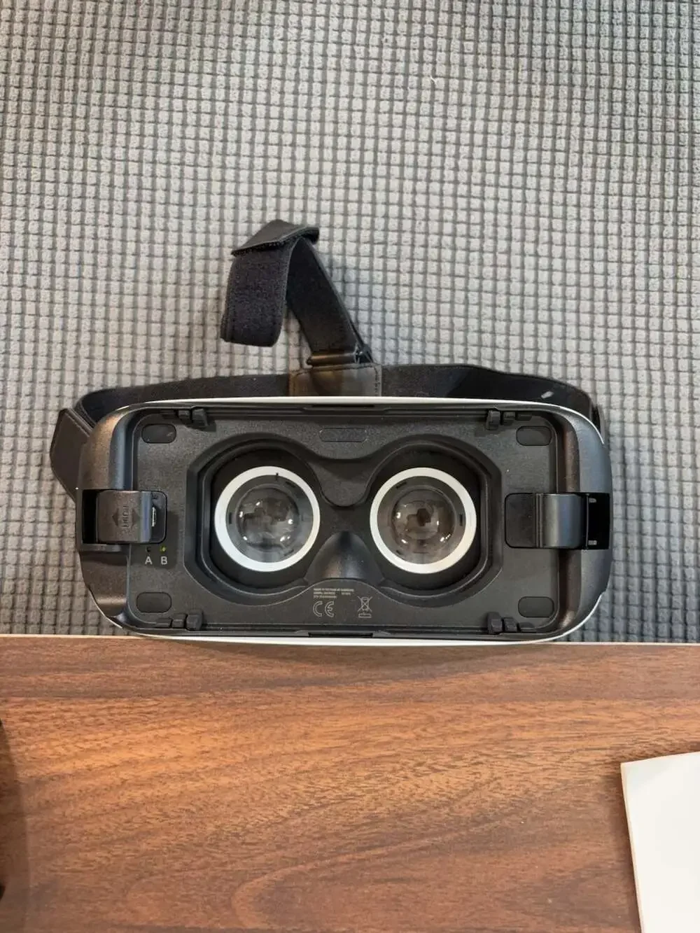 Samsung Gear VR SM-R322 Virtual Reality Headset